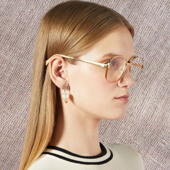 Gucci Interlocking Earrings with Pearl - Picture 7 of 7